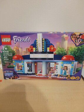 NEW LEGO Friends Heartlake City Movie Theater 41448